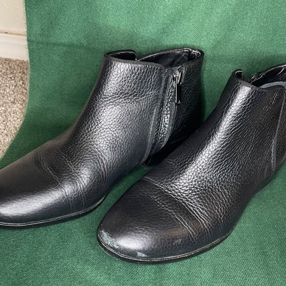 Sam Edelman | Black Boots | Soft Leather | 8.5 - Picture 2 of 6